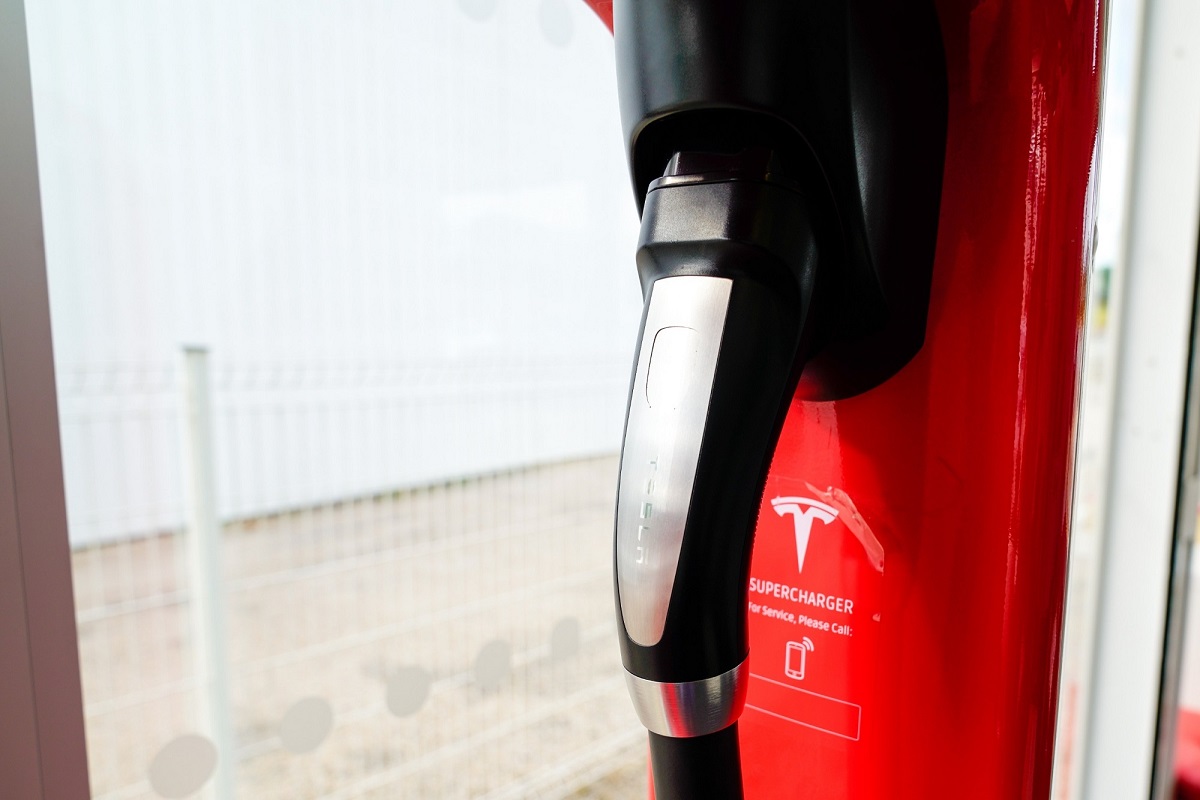 EV Charging Solutions for Business Fleets - Teoma